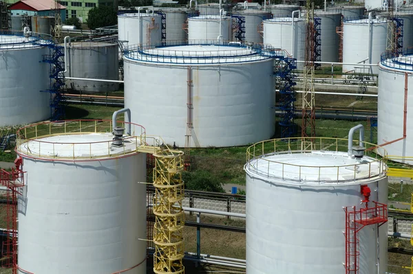 Big industrial oil tanks in a refinery base — Stock Photo, Image