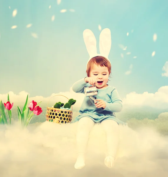 Niña con tema de Pascua —  Fotos de Stock