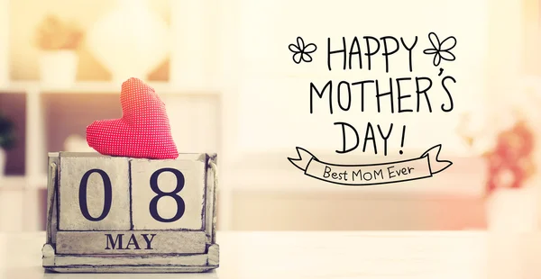 8 maj glad mors dag meddelande med kalender — Stockfoto