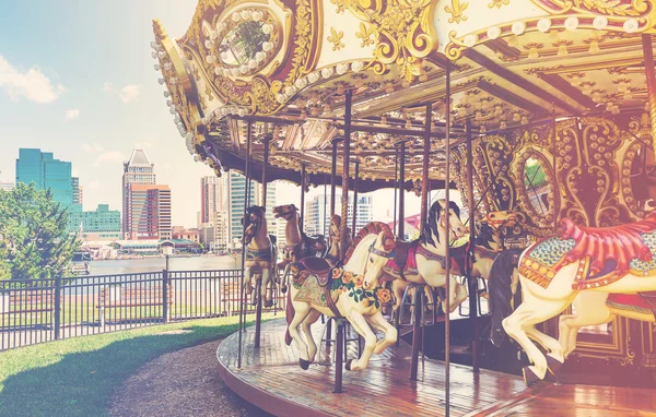 Kültéri vintage stílusú carousel — Stock Fotó