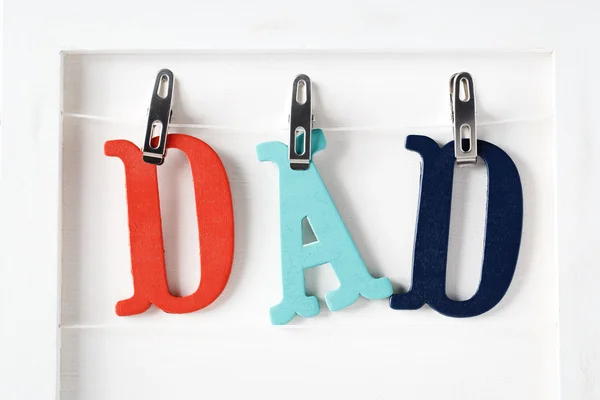 Tema Día de los Padres con colgar letras DAD — Foto de Stock