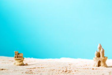 Kumdan kaleler ile yaz Tema