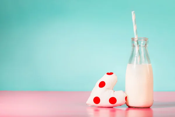 Vintage stil glas mjölkflaska — Stockfoto