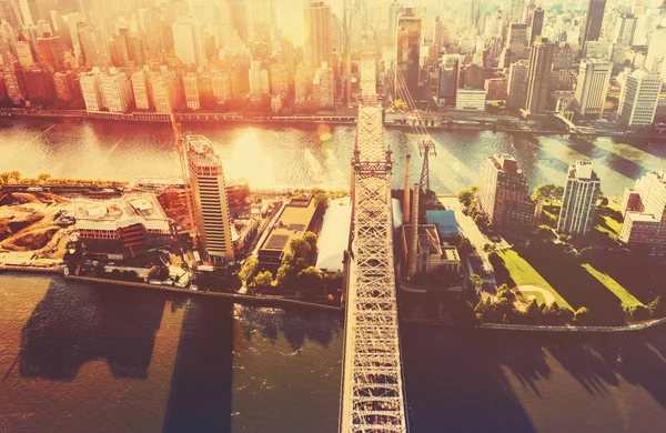 Queensboro-Brücke über den East River in New York City — Stockfoto