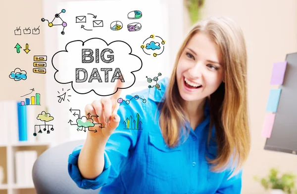 Big Data concetto con giovane donna — Foto Stock