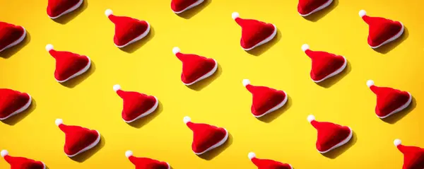 Modello di piccoli cappelli di Babbo Natale — Foto Stock