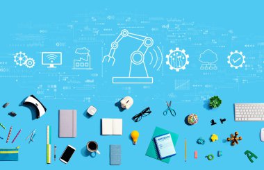 Elektronik aletler ve ofis malzemeleriyle akıllı endüstri konsepti
