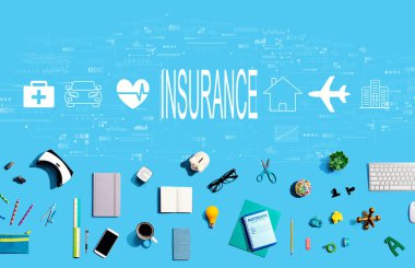 Elektronik cihazlar ve ofis malzemeleriyle sigorta konsepti