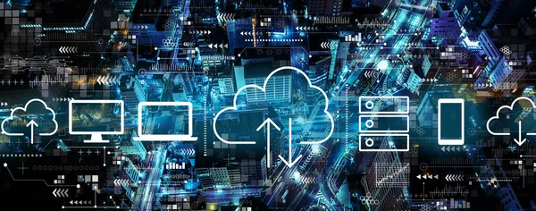 Cloud Computing mit Luftaufnahme der Stadt — Stockfoto