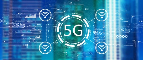 Şehir merkezi silueti olan 5G ağı