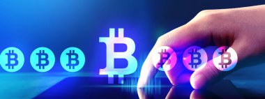 Tablet bilgisayarlı bitcoin temasıName