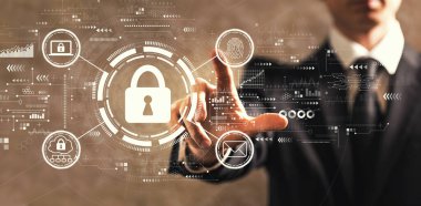 İş adamıyla internet ağı güvenliği kavramı