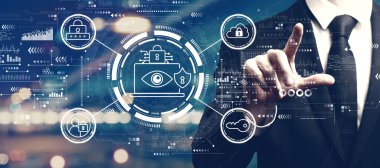 Veri Mahremiyeti kavramı ve şehir arka planında bir adam