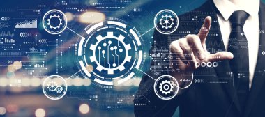 Şehir arka planında bir adamla otomasyon kavramı