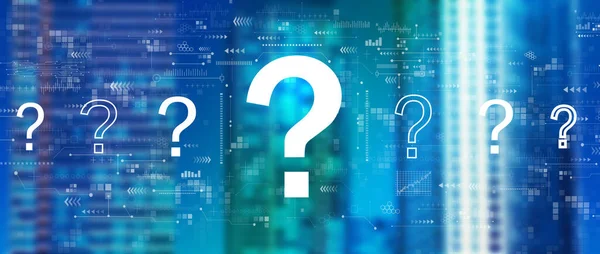 Şehir merkezindeki ufuk çizgisinde soru işaretleri