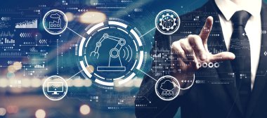 Şehir arka planında bir adamla akıllı endüstri konsepti