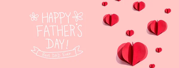 Feliz día de los padres mensaje con corazones de papel rojo — Foto de Stock