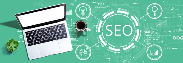 Concept SEO avec ordinateur portable — Photo