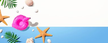 Pembe flamingolu yaz konsepti