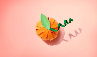 Kağıt ustası sonbahar balkabağı manzarası