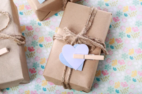 Pastel Tema içinde el yapımı hediye kutusu — Stok fotoğraf