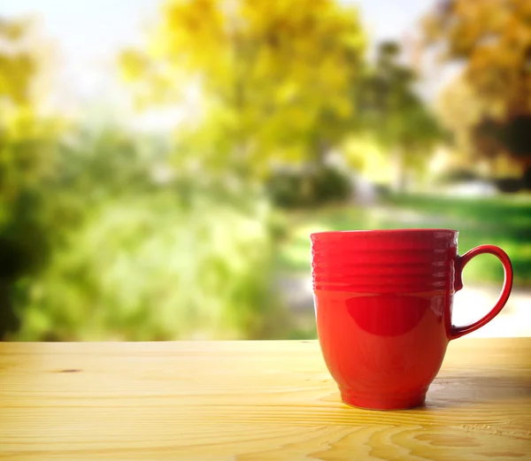 Rote Kaffeetasse — Stockfoto