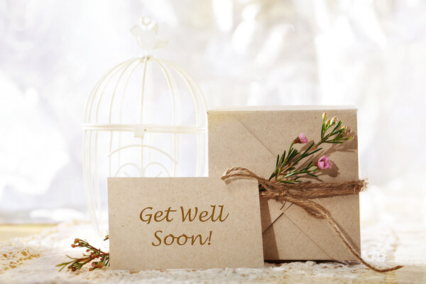 Handgefertigte Karte und Geschenkschachtel — Stockfoto