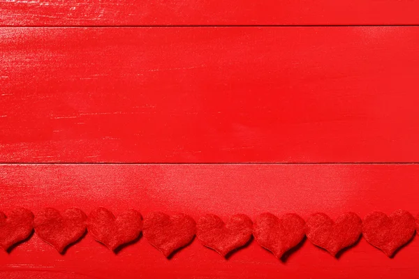 Madera roja y corazones sentidos — Foto de Stock