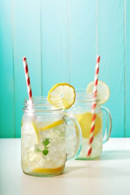 mason kavanoz limonata