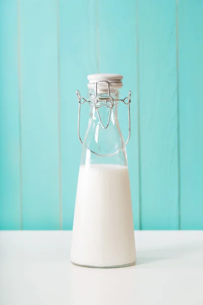 Tarro de leche a la antigua — Foto de Stock