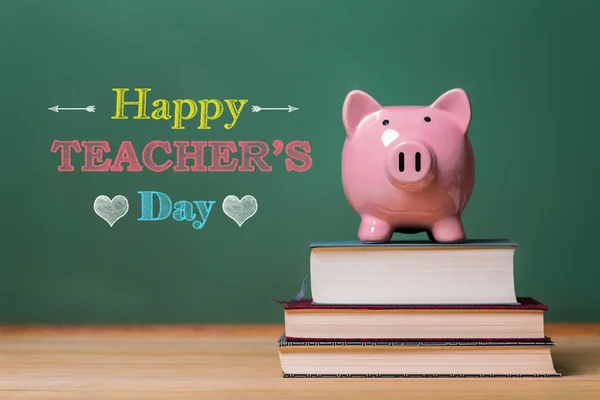 Mensagem Feliz Dia dos Professores com o mealheiro rosa — Fotografia de Stock