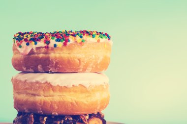 Çeşitli çörekler yığını