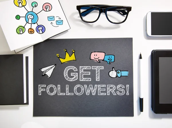 Get Followers concept with workstation — Stock Photo, Image