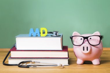 Tıbbi doktor Md tema ile kumbara