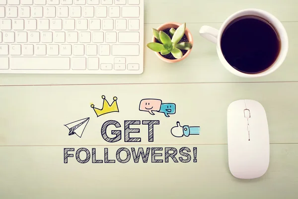 Get Followers concept with workstation — Stock Photo, Image