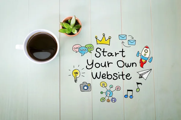 Starta din egen hemsida konceptet med en kopp kaffe — Stockfoto