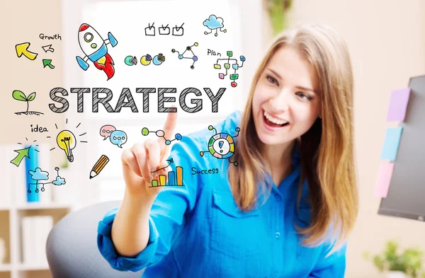 Strategi koncept med ung kvinna — Stockfoto
