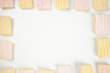 Boş merkezli şekerleme çerçevesi. Tatil etkinlikleri için güzel bir zemin. pastel renkler