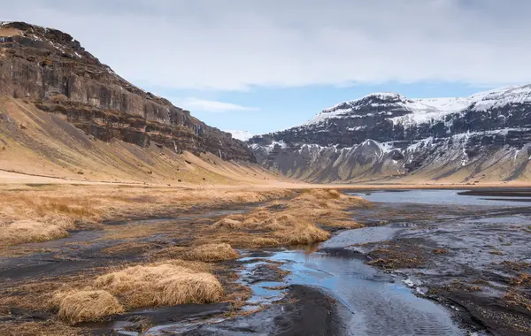 Górskich krajobrazów Islandii — Zdjęcie stockowe