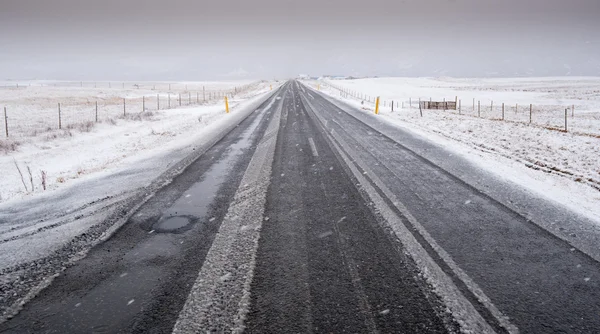 Estrada de Inverno Islândia — Fotografia de Stock