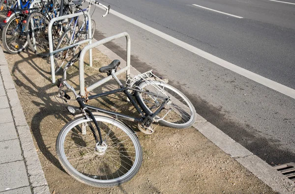 Bicycle parking rack — Stock Photo, Image