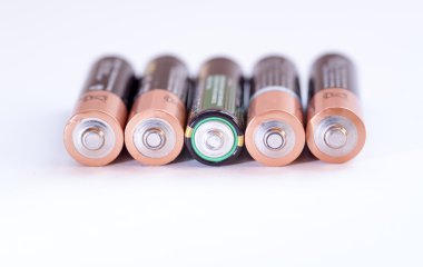 Tek kullanımlık drenaj pillerin geri dönüşümü için kullanılan