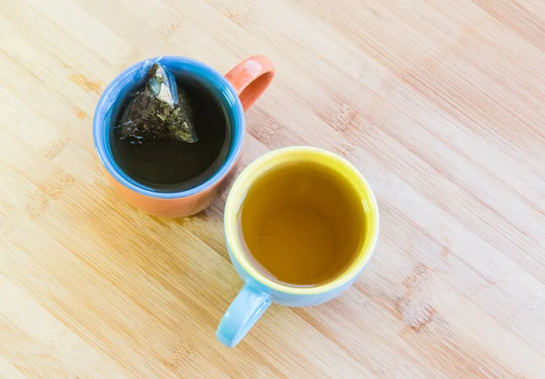 Xícaras de chá orgânico saudável — Fotografia de Stock
