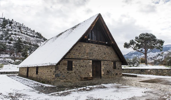 Oude christelijke kerk van Panagia Podithou uit Cyprus. — Stockfoto