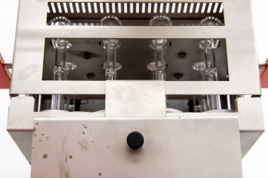 Toplam azot, Kjeldahl metodunun saptanması için Kjeldahl Laboratuvarı ekipmanı. Cihazlar çevresel ve kimyasal laboratuvarlarda sindirim için uygundur..