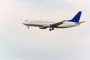 Açılış ya da yolcu uçaktan alarak