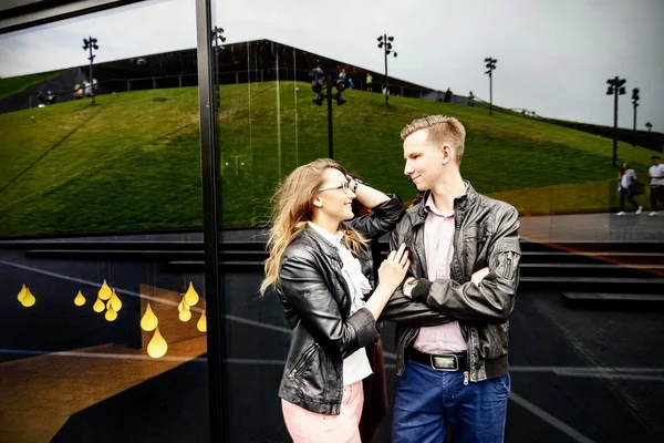 Young couple in love dating. — Stock Photo, Image