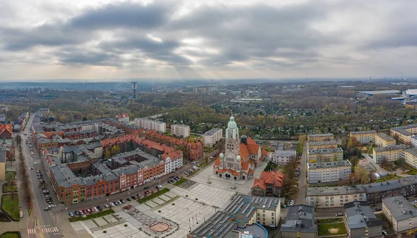 Widok z lotu ptaka na centrum Rudy Śląskiej. — Zdjęcie stockowe