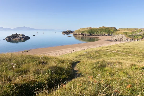 Boten op Llanddwyn Island — Stockfoto