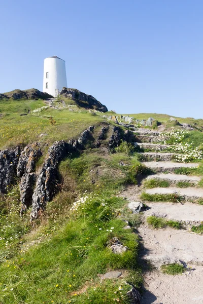 Βήματα με το φάρο, Llanddwyn Ισλαν — Φωτογραφία Αρχείου